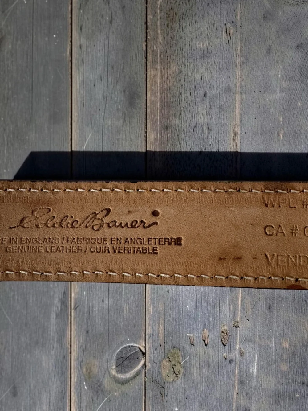 Eddie Bauer Ladies Dark Brown Alligator Embossed  Genuine Leather Belt
